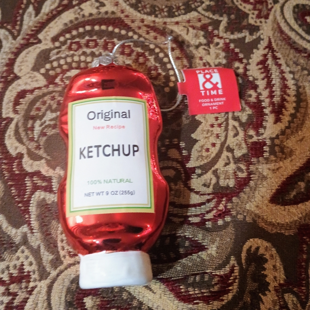 Ketchup Ornament - Picture 5 of 6